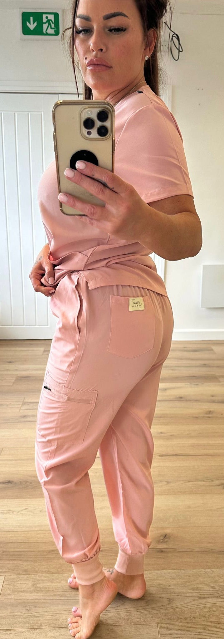 Basic - Bleach Proof Cuffed Leg