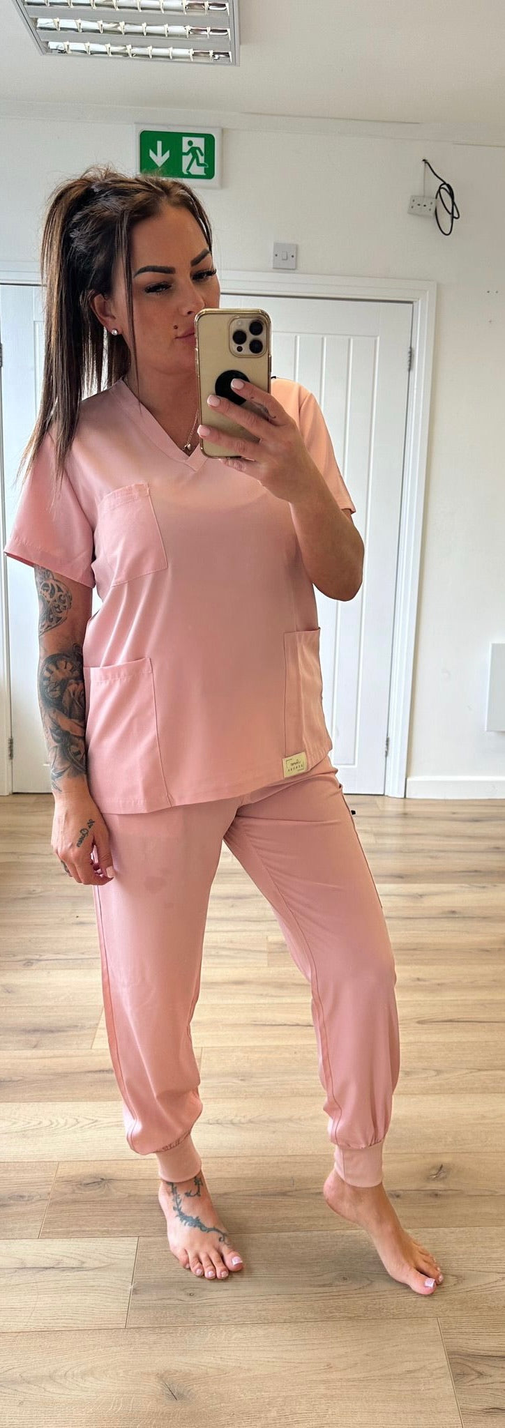 Basic - Bleach Proof Cuffed Leg