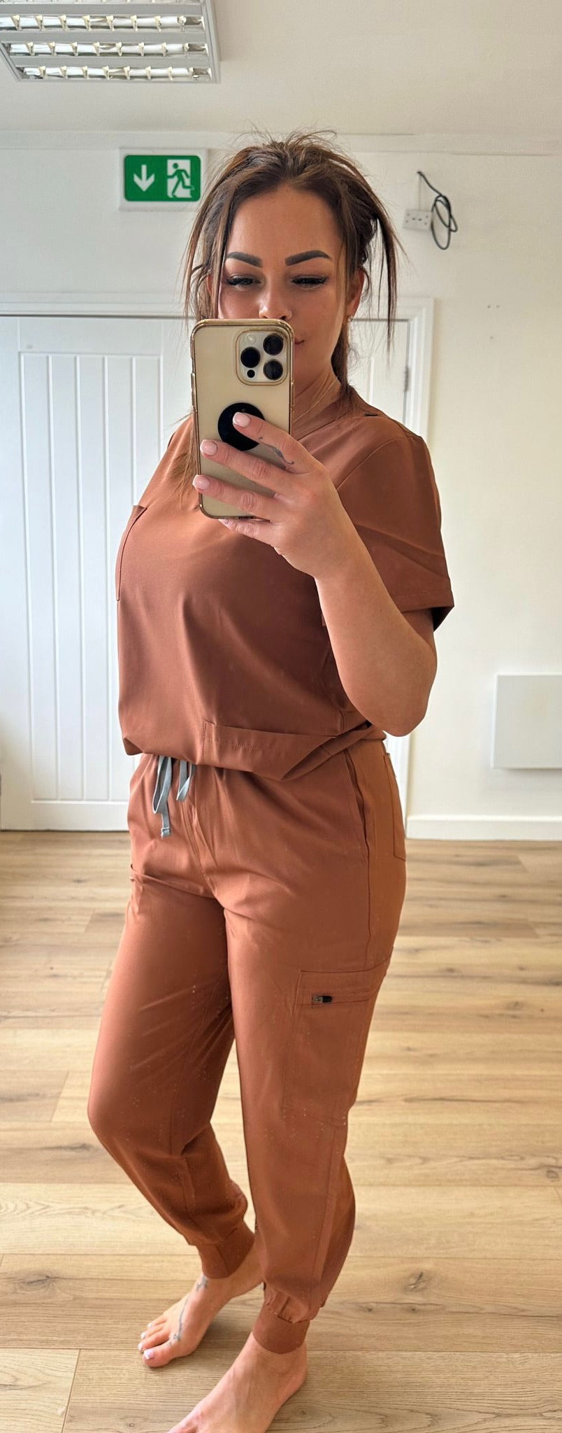 Basic - Bleach Proof Cuffed Leg