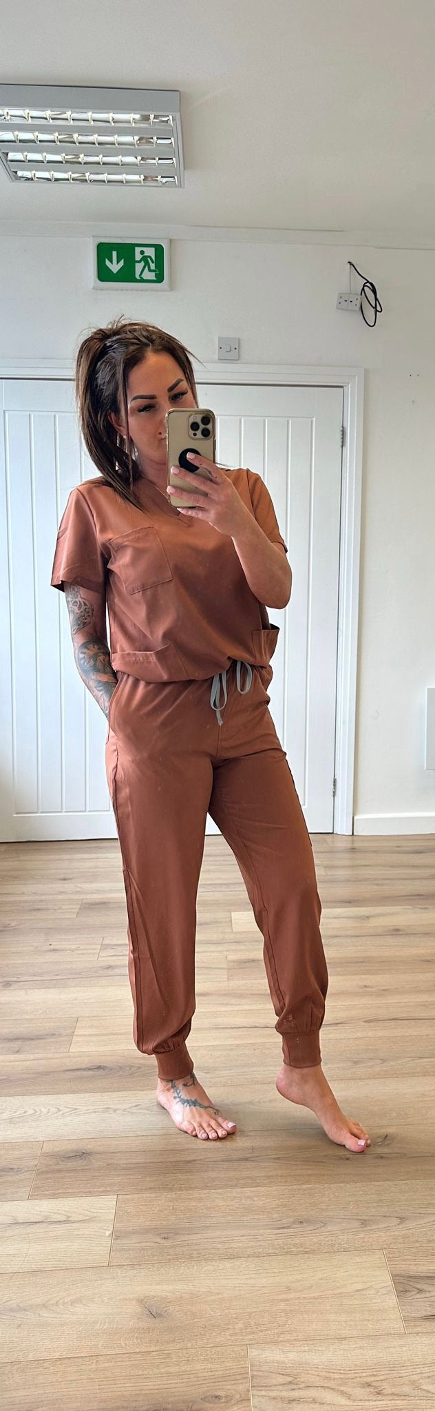 Basic - Bleach Proof Cuffed Leg