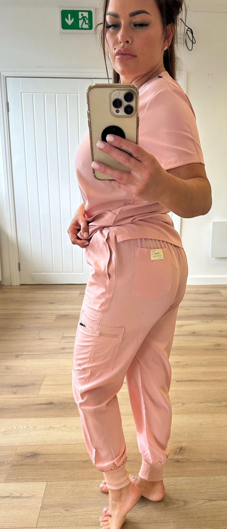 Basic - Bleach Proof Cuffed Leg