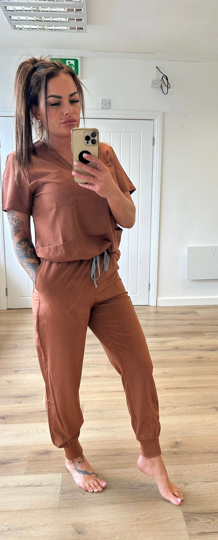 Basic - Bleach Proof Cuffed Leg
